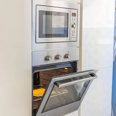 Apartment Loving Alassio - Eine Hochmoderne Drei-Zimmer-Wo By Interhome Apartman *
