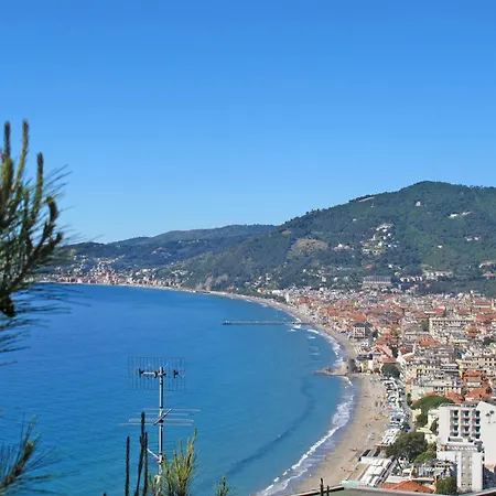 Apartman Apartment Loving Alassio - Eine Hochmoderne Drei-Zimmer-Wo By Interhome Alassio