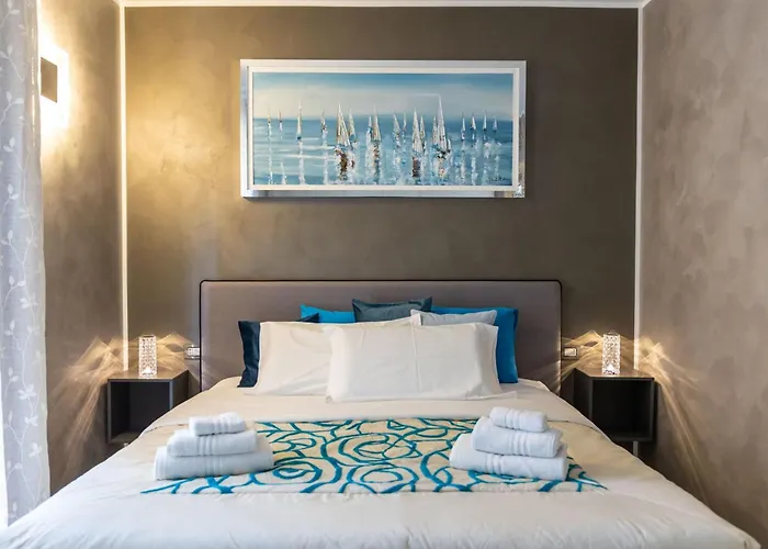 Apartment Loving - Eine Hochmoderne Drei-zimmer-wohnung Am By Interhome *